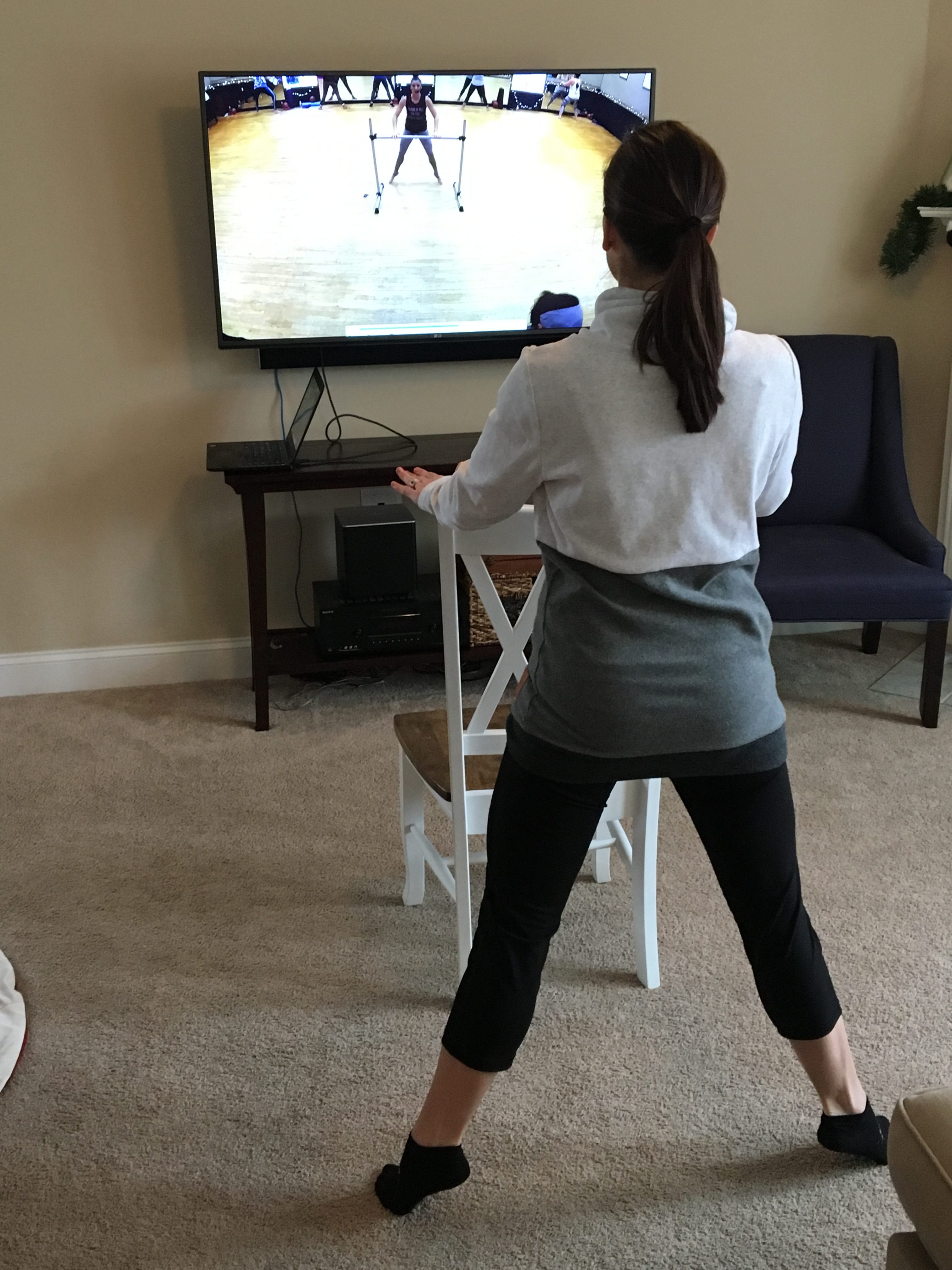 Side barre pose at home